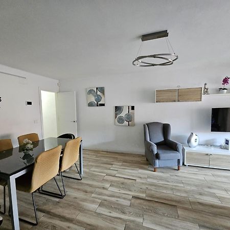 Apartamento Nuria Figueres  Ngoại thất bức ảnh